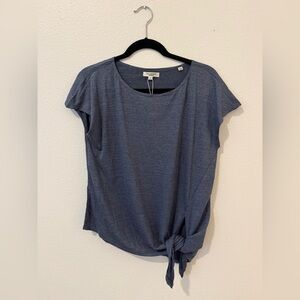 Indigo blue tie t-shirt